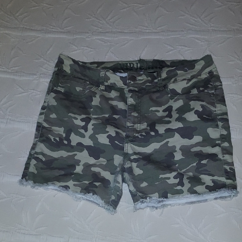 V.I.P. shorts